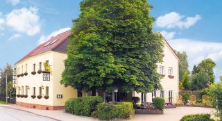 Hotel & Gasthof Zum Löwen - Eisenach - 0