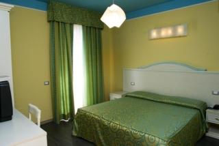 Hotel Villa Aurora - Latina - 2