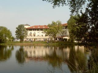 Hotel Landhaus Milser - Duisburg - 9