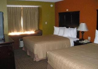 Baymont by Wyndham Farmington - 1