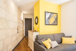 Place du Palais 3° - 8