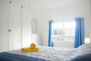 Sunny Centrical Apartment in Los Amigos - 1