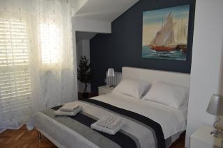 Apartments Bazina - Kaštela - 1