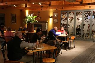 Stumpers Hotel - Hokitika - 2