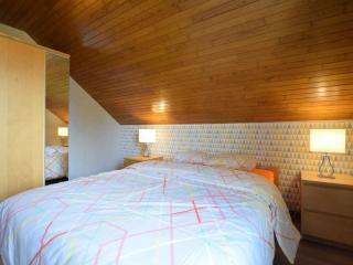 Holiday Home in Noville with Garden & BBQ - Luzery - 7