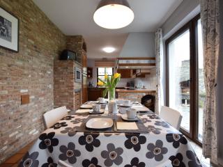 Holiday Home in Noville with Garden & BBQ - Luzery - 8
