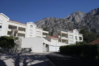 White House - Kotor - 2