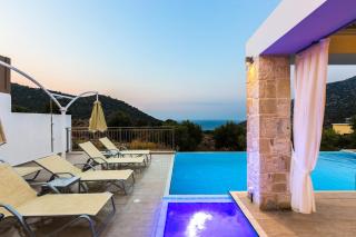 Sugar Villa, an exquisite summer retreat, by ThinkVilla - Balíon - 3
