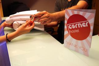 Corner Hostel - 9
