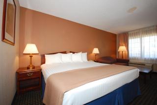 Magnuson Hotel Red Baron - 2