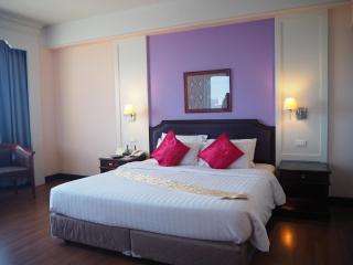 Charoen Thani Hotel, Khon Kaen - 5