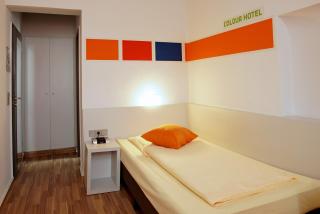 Colour Hotel - 6