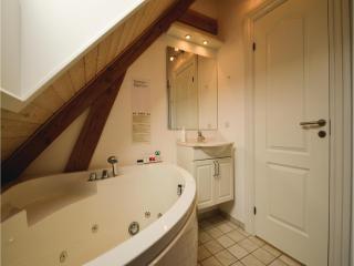 Two-Bedroom Holiday Home In Blavand - Blåvand - 1