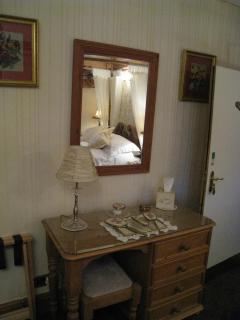 Rosebud Cottage Guest House - 1