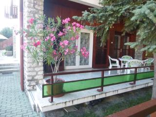 Oleander Holiday House - 3