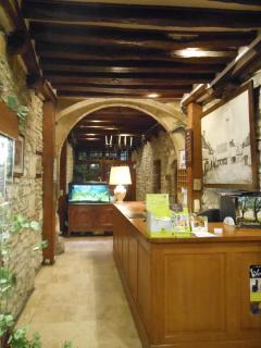 Logis - Hôtel Restaurant l'Ecu de France - Malesherbes - 4
