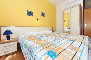 Family friendly apartments with a swimming pool Novalja, Pag - 14396 - 1
