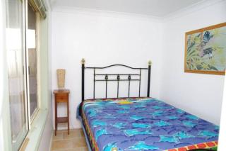 Berry, 16 East Street - Crescent Head - 5
