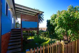 Good Vibes, 18 East Street - Crescent Head - 4