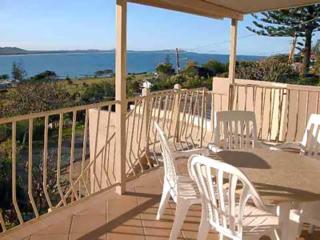 Hi View, 18 Dulconghi Street - Crescent Head - 5