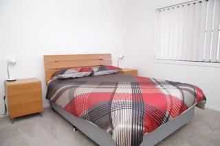 Dolphin Court 1, 1 Gowing Street - 1