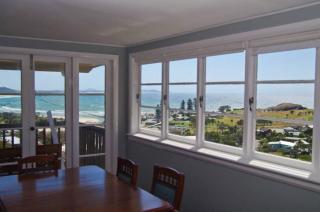 Awesome View, 4 View Street - Crescent Head - 1