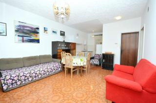 Apartments Goroslava - Tribunj - 7