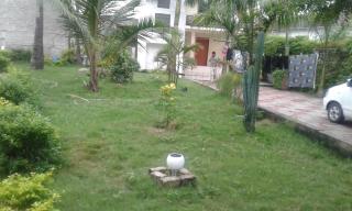 JJ & JE Family House - 1
