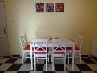 Yellow Apartment - Debrecen - 6