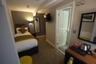 New Park Hotel - Carmarthen - 2