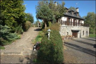 Chambres d'Hôtes Le Moulin du Pont - Saint-Bonnet-de-Salers - 0