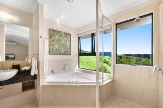 Top Of The Hill - Maleny - 1