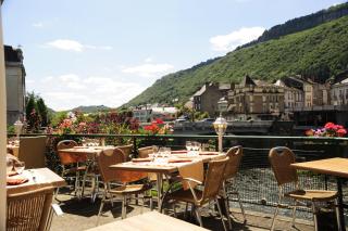 Logis Central Hôtel - Restaurant & Spa - Bort-les-Orgues - 2