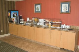 Best Western Plus Rama Inn & Suites - Oakdale - 6