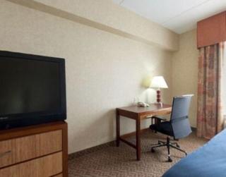 Holiday Inn Express Brampton by IHG - 2