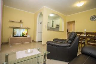 Apartment Koraca - Kirmenjak - 3