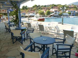 Boutique Hotel Iasmos - Trizonia - 1