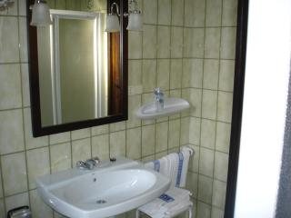 Hostal Ayestaran II - 1