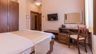 Hotel Maroon - Zagreb - 4