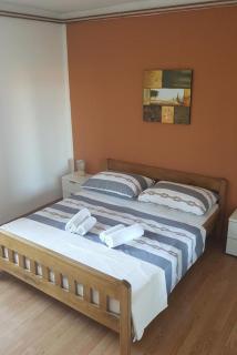 Apartments by the sea Tisno, Murter - 812 - Tisno (Stretto) - 2