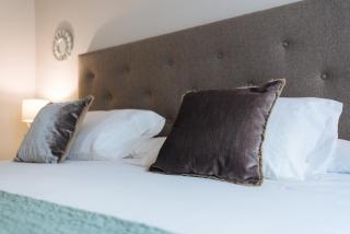 Hostly Aponte exclusive apartment-Center-Fibre-Parking Optional-CLess - Sevilla - 6