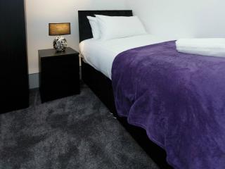 Ivy House - Leeds - 1