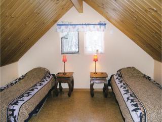2 Bedroom Cozy Home In Bolmsö - 9