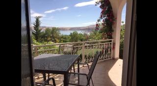 Apartment Anic - Karlobag - 0