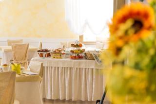 Hotel St. Moritz - 3