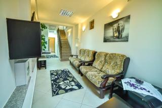 Hostel Sinj - Sinj - 8