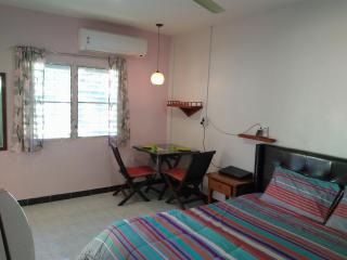 Studio with Aircon - 8
