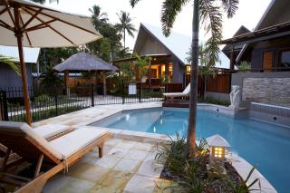 Pure Magnetic Villa 7 - 8