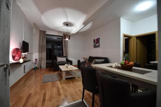 Dvori Apartments 8C - 5