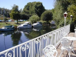 Warren Lodge - Shepperton - 8